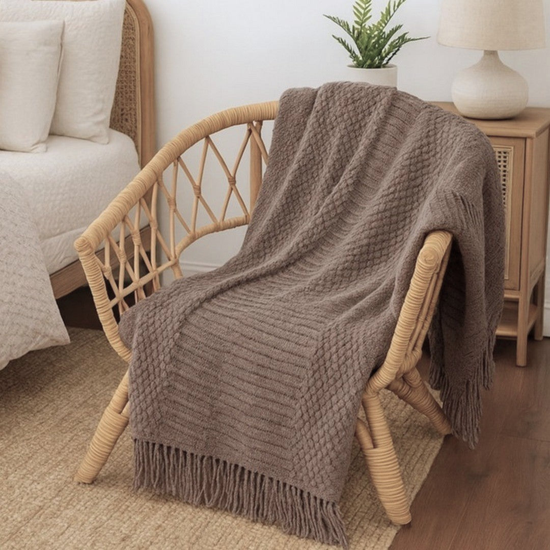 Preziosa Plaid Aura a Maglia con Pon Pon e Frange