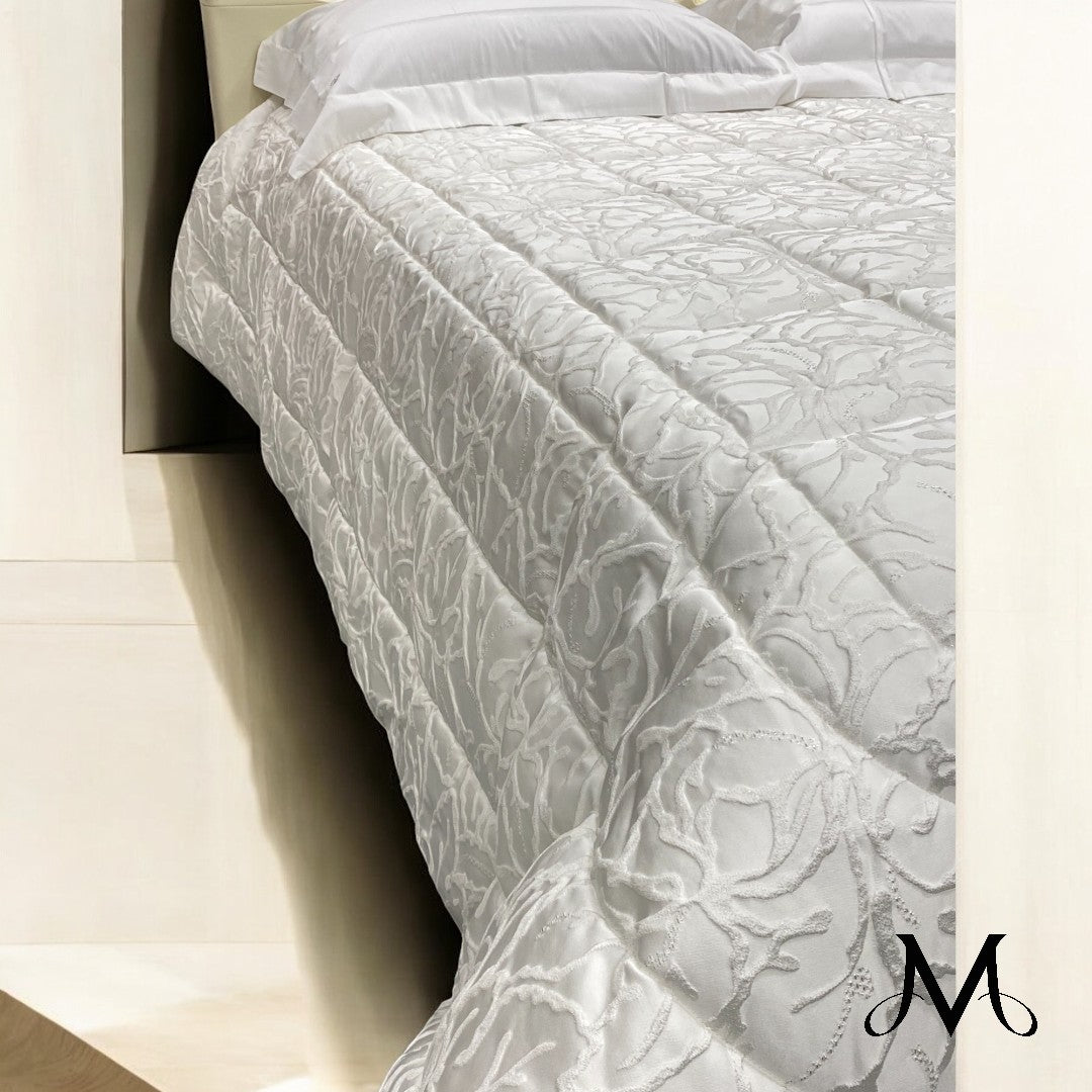 Blumarine Trapunta matrimoniale jacquard con logo Rosengart Swarovski Perla