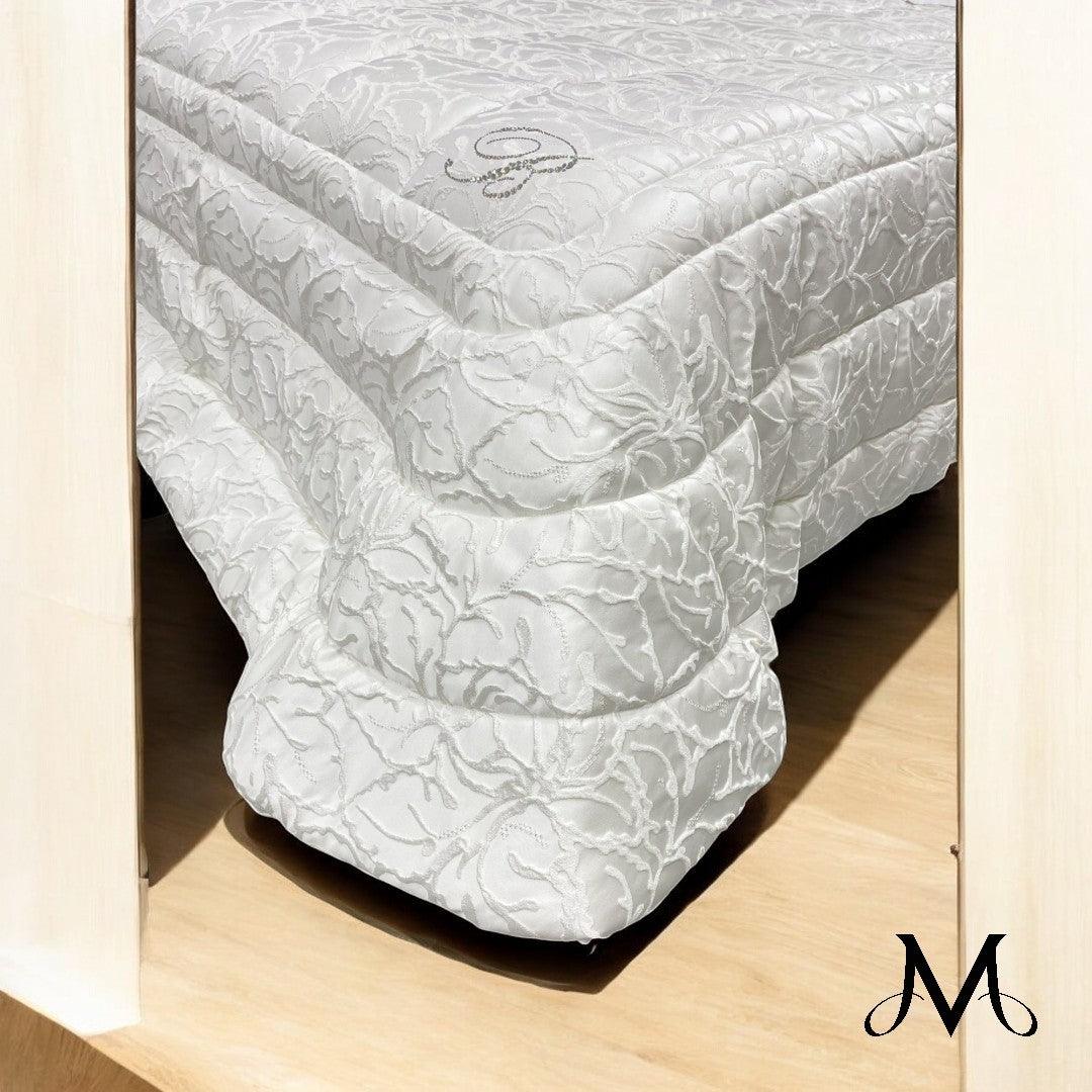 Blumarine Trapunta matrimoniale jacquard con logo Rosengart Swarovski Perla