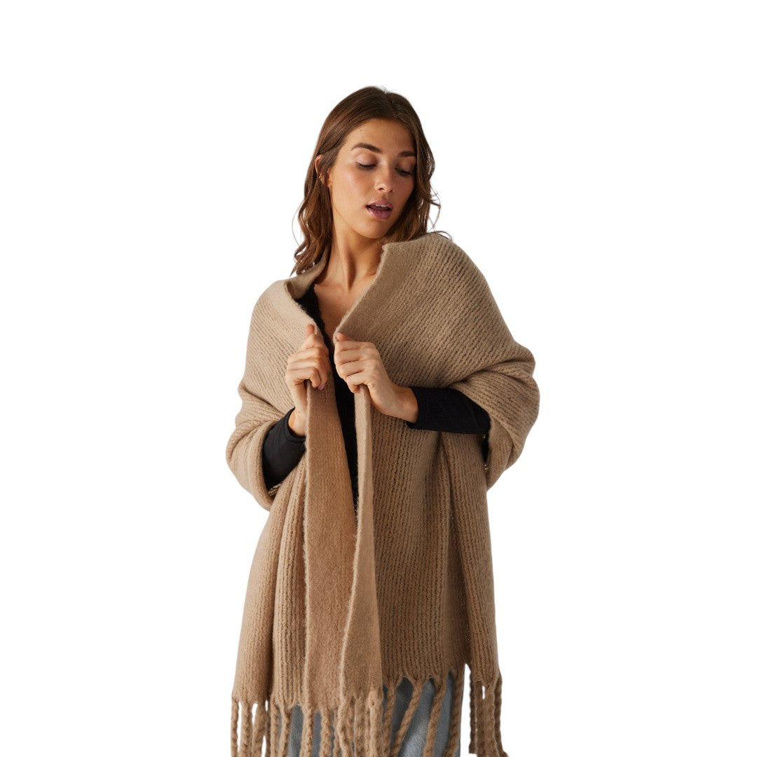 Ysabel Mora Pashmina tinta unita con dettaglio frange beige - 70658