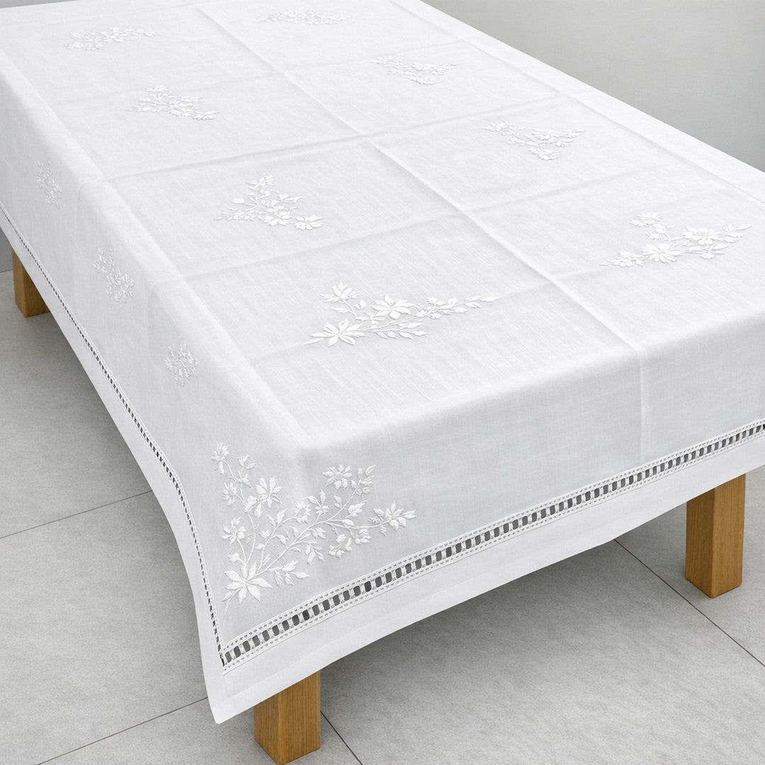 Tessitura Italiana Tovaglia da Tavola Ricamata Intaglio 180x270